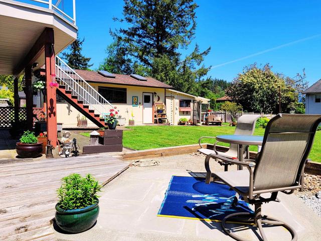 1538 Johnson Road, House detached with 3 bedrooms, 3 bathrooms and 1 parking in Sunshine Coast F BC | Image 33