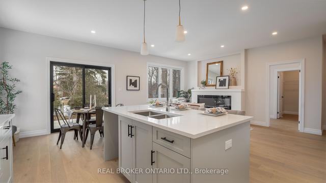 7 Robinson Ave, House detached with 3 bedrooms, 2 bathrooms and 4 parking in Brantford ON | Image 28