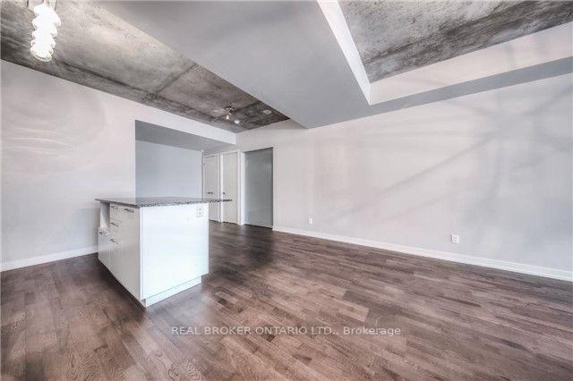 222 - 95 Bathurst St, Condo with 2 bedrooms, 2 bathrooms and 1 parking in Toronto ON | Image 18