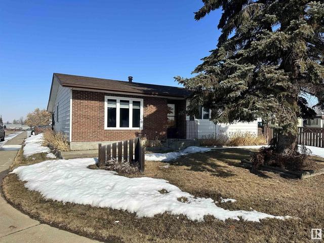 5453 Eastview Cr, House detached with 3 bedrooms, 1 bathrooms and null parking in Redwater AB | Image 1