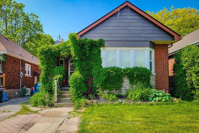 1482 Main St E, House detached with 2 bedrooms, 2 bathrooms and 3 parking in Hamilton ON | Image 12