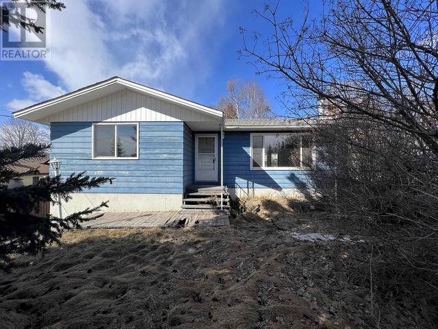 109 8th Avenue, House detached with 2 bedrooms, 2 bathrooms and null parking in Burns Lake BC | Image 1