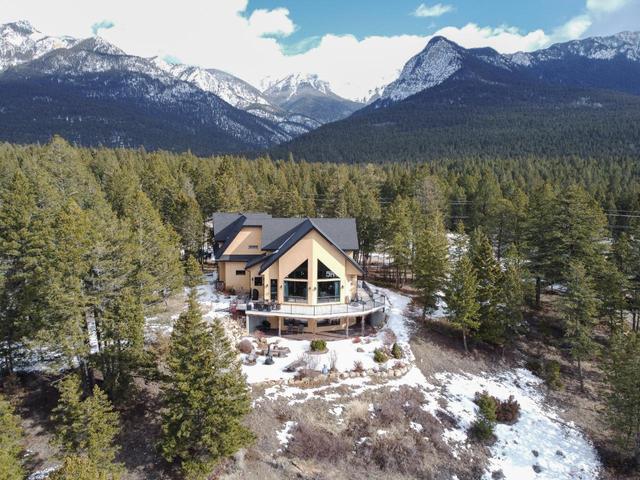 3407 Crooked Tree Place, House detached with 4 bedrooms, 4 bathrooms and null parking in East Kootenay F BC | Image 4