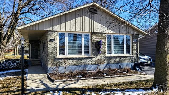 233 Albert Street, House detached with 4 bedrooms, 2 bathrooms and null parking in Central Huron ON | Image 12