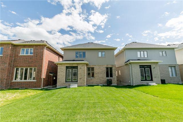 8 Mccabe Lane, House detached with 3 bedrooms, 3 bathrooms and 2 parking in New Tecumseth ON | Image 3