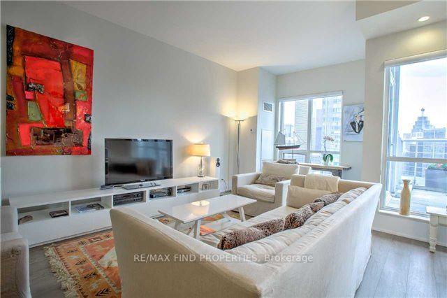 4404 - 300 Front St W, Condo with 2 bedrooms, 3 bathrooms and 2 parking in Toronto ON | Image 7