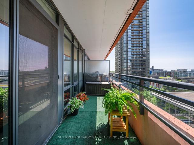 925 - 4k Spadina Ave, Condo with 2 bedrooms, 2 bathrooms and 1 parking in Toronto ON | Image 11