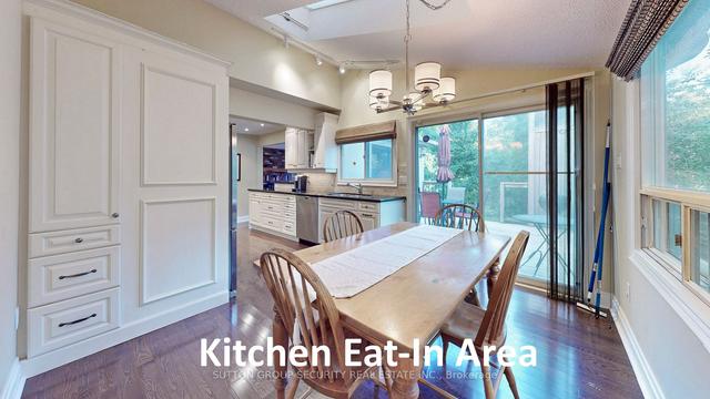 19 Mattice Rd, House detached with 4 bedrooms, 3 bathrooms and 5 parking in Toronto ON | Image 5