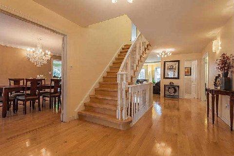 80 Calderbridge Cres, House detached with 4 bedrooms, 5 bathrooms and 2 parking in Markham ON | Image 3