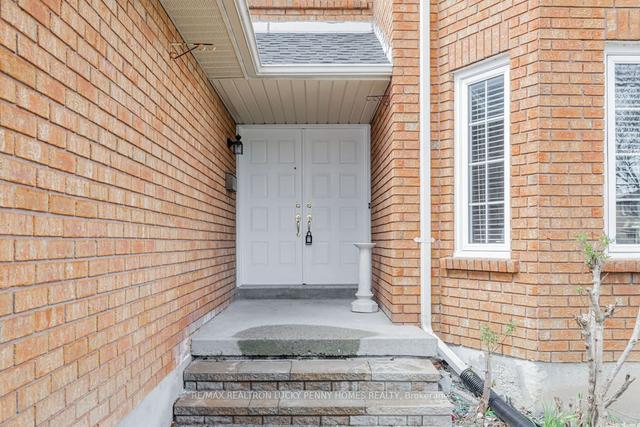 30 Holbrook Crt, House detached with 4 bedrooms, 4 bathrooms and 6 parking in Markham ON | Image 23