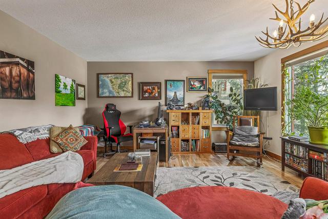 3f - 8 Otter Lane, Condo with 2 bedrooms, 2 bathrooms and 1 parking in Banff AB | Image 5