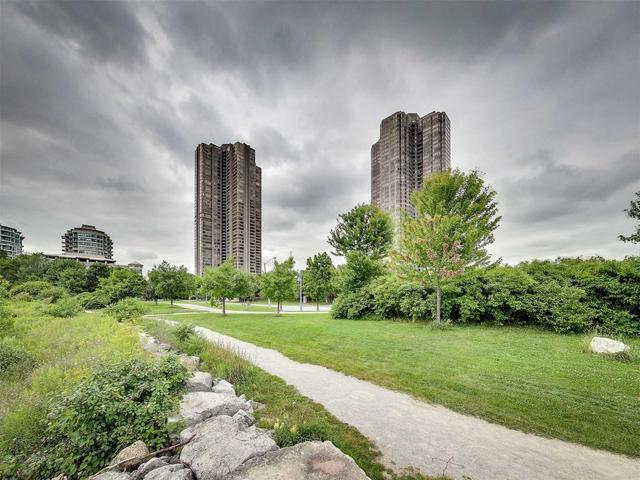 212 - 2045 Lake Shore Blvd W, Condo with 2 bedrooms, 2 bathrooms and 2 parking in Toronto ON | Image 15