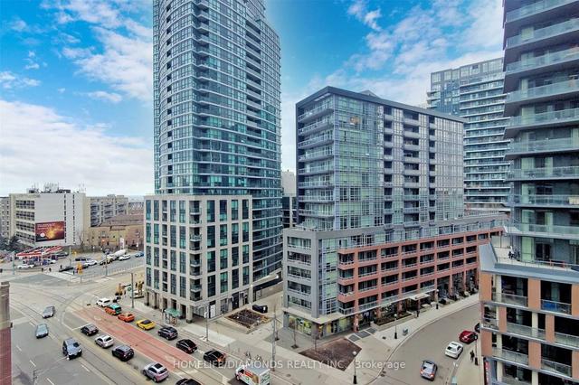 816 - 19 Bathurst St, Condo with 1 bedrooms, 1 bathrooms and 0 parking in Toronto ON | Image 18