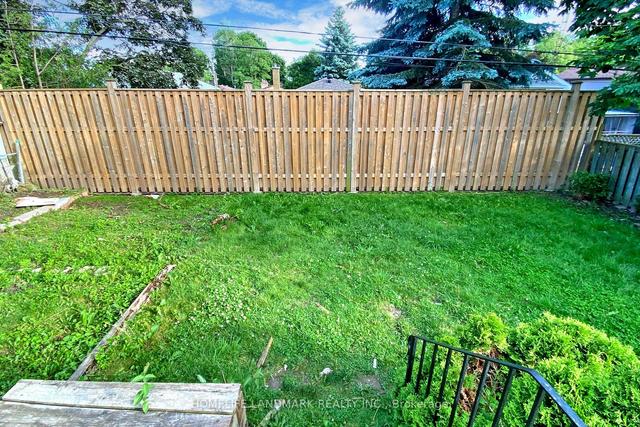 24 Meldazy Dr, House detached with 3 bedrooms, 2 bathrooms and 5 parking in Toronto ON | Image 10