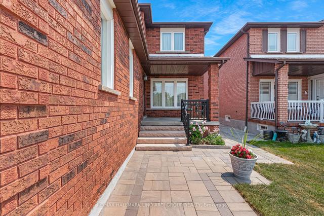 77 Morning Star Dr, House detached with 4 bedrooms, 3 bathrooms and 6 parking in Vaughan ON | Image 34