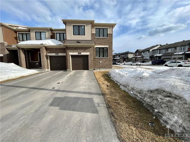 71 Natare Place, Townhouse with 4 bedrooms, 4 bathrooms and 2 parking in Ottawa ON | Image 1