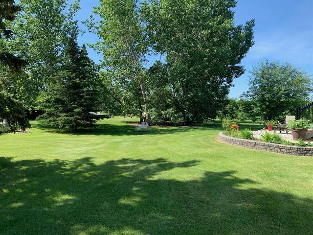 250064a Hwy 2, House detached with 5 bedrooms, 3 bathrooms and 12 parking in Peace No. 135 AB | Image 4