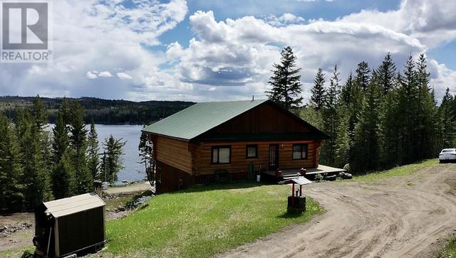 7624 Julsrud Road, House detached with 3 bedrooms, 2 bathrooms and null parking in Cariboo L BC | Image 3