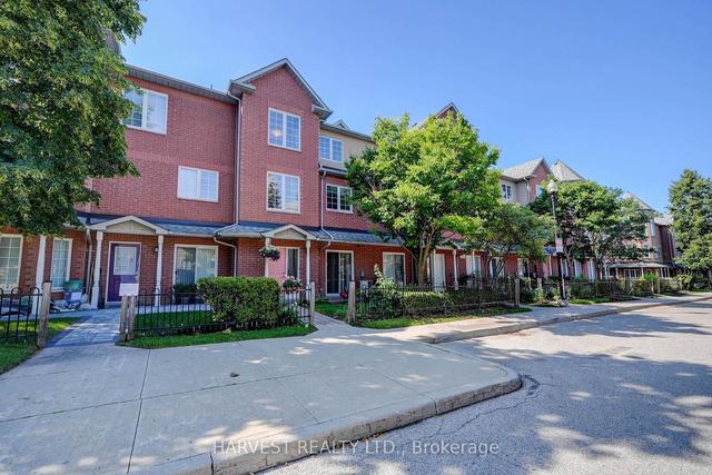 11 - 4 Alpen Way, Townhouse with 3 bedrooms, 3 bathrooms and 2 parking in Markham ON | Image 24