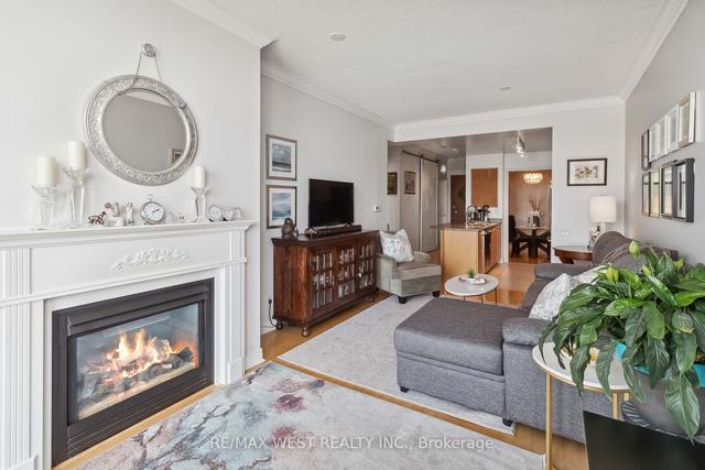 905 ph5 - 50 Old Mill Rd, Condo with 1 bedrooms, 1 bathrooms and 2 parking in Oakville ON | Image 7