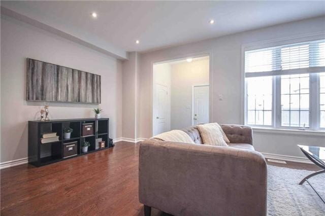 10367 Woodbine Bypass Ave, House attached with 3 bedrooms, 3 bathrooms and 3 parking in Markham ON | Image 7