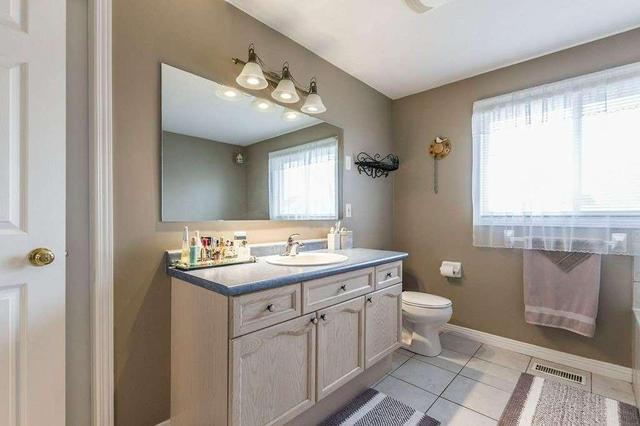 80 Milson Cres, House detached with 3 bedrooms, 2 bathrooms and 2 parking in Guelph ON | Image 14