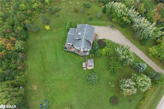 317619 3rd Line, House detached with 5 bedrooms, 2 bathrooms and null parking in Meaford ON | Image 25