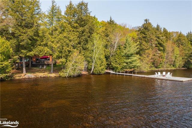 1033 Scott Lane, House detached with 3 bedrooms, 1 bathrooms and 8 parking in Lake of Bays ON | Image 1