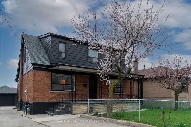 1010 Caledonia Rd, House detached with 4 bedrooms, 3 bathrooms and 9 parking in Toronto ON | Image 1