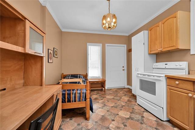163 Kenora Avenue, House detached with 3 bedrooms, 4 bathrooms and 2 parking in Hamilton ON | Image 26