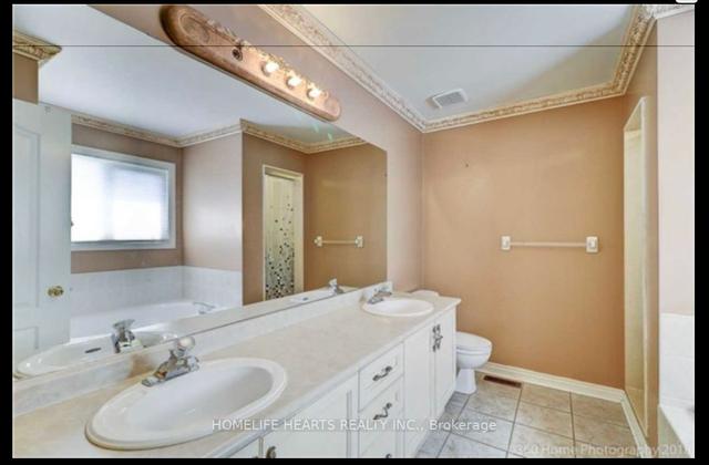 19 La Rocca Ave, House detached with 4 bedrooms, 4 bathrooms and 5 parking in Vaughan ON | Image 25