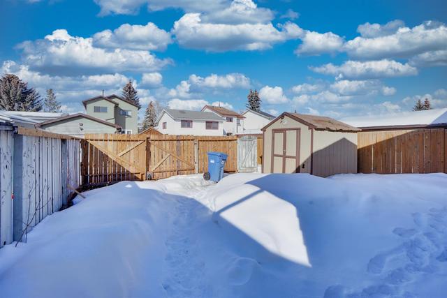 84 Rivervalley Drive Se, House detached with 3 bedrooms, 3 bathrooms and 2 parking in Calgary AB | Image 46