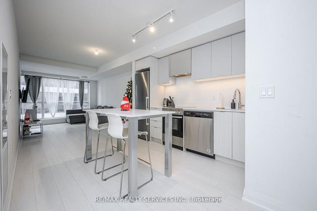 340 - 26 Gibbs Rd, Condo with 2 bedrooms, 2 bathrooms and 1 parking in Toronto ON | Image 10
