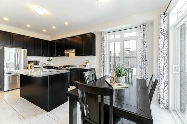 56 Folgate Cres, House attached with 4 bedrooms, 3 bathrooms and 3 parking in Brampton ON | Image 10
