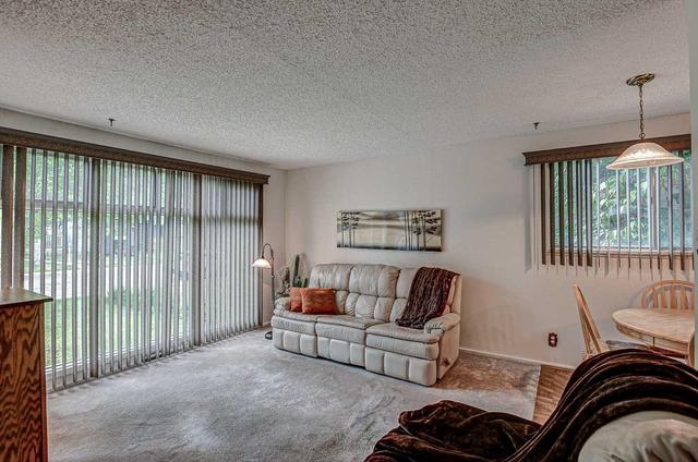119 34a Street Nw, House detached with 3 bedrooms, 1 bathrooms and 6 parking in Calgary AB | Image 9