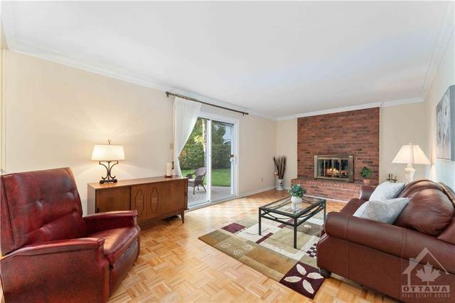 3 Erinlea Court, House detached with 5 bedrooms, 5 bathrooms and 6 parking in Ottawa ON | Image 15