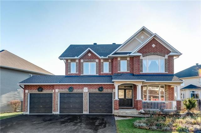 37 Quarry Ridge Drive, House detached with 5 bedrooms, 5 bathrooms and 9 parking in Ottawa ON | Image 1