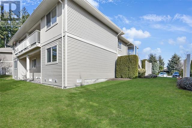 101 - 5955 Kaden Pl, House attached with 2 bedrooms, 2 bathrooms and 10 parking in Nanaimo BC | Image 32