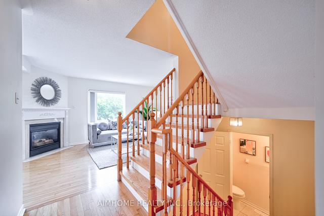 97 James Scott Rd, House attached with 3 bedrooms, 3 bathrooms and 2 parking in Markham ON | Image 3