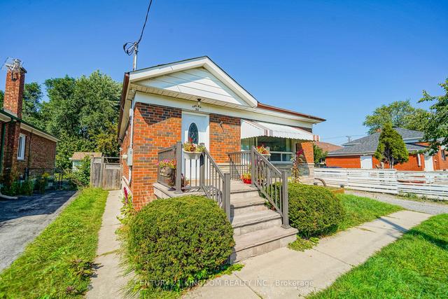 50 Mackinac Cres, House detached with 3 bedrooms, 4 bathrooms and 3 parking in Toronto ON | Image 23