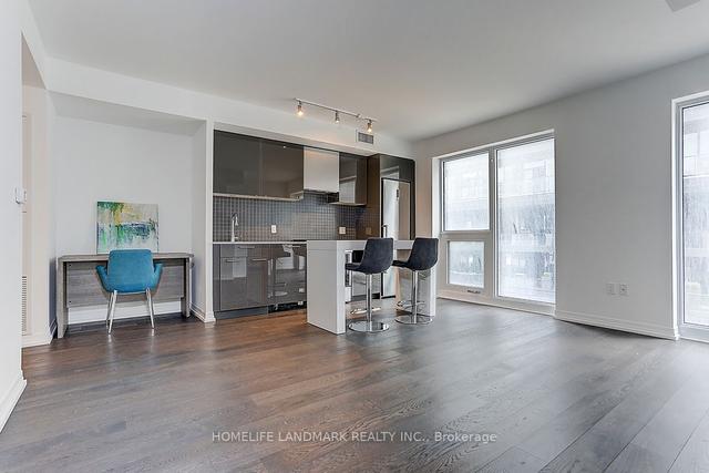 314 - 251 Jarvis St, Condo with 3 bedrooms, 2 bathrooms and 1 parking in Toronto ON | Image 6