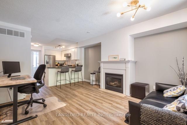 2005 - 12 Sudbury St, Townhouse with 2 bedrooms, 2 bathrooms and 2 parking in Toronto ON | Image 24
