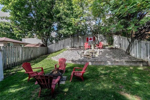 92 Broadfoot Rd, House detached with 3 bedrooms, 2 bathrooms and 4 parking in Barrie ON | Image 6
