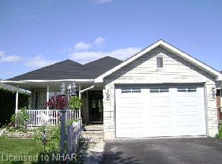 1032 Tillison Ave, House detached with 4 bedrooms, 2 bathrooms and 1 parking in Cobourg ON | Image 1
