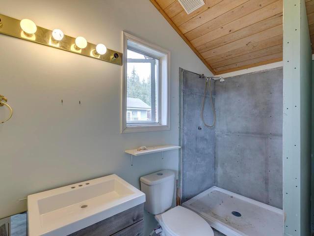 5190 Celista Place, House detached with 3 bedrooms, 2 bathrooms and 6 parking in Columbia Shuswap F BC | Image 19