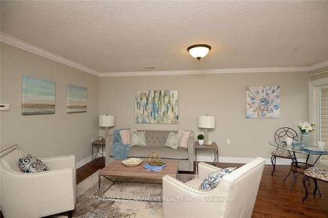 41 Sister Kern Terr, Townhouse with 1 bedrooms, 2 bathrooms and 0 parking in Hamilton ON | Image 3