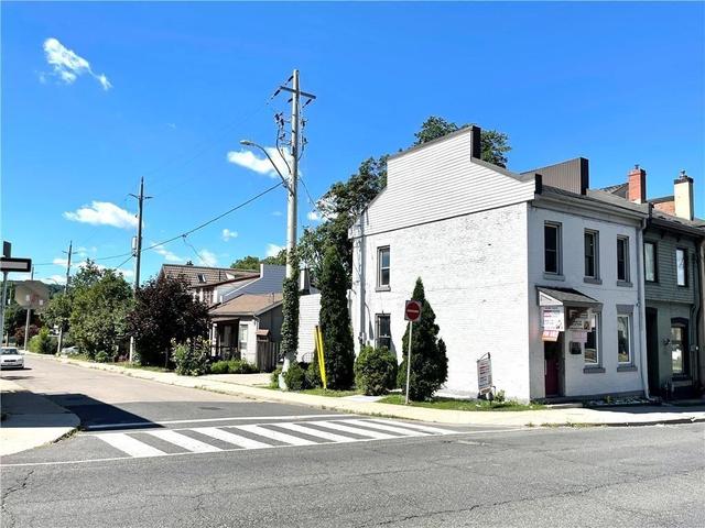 275 Main Street W, House attached with 2 bedrooms, 1 bathrooms and 4 parking in Hamilton ON | Image 1