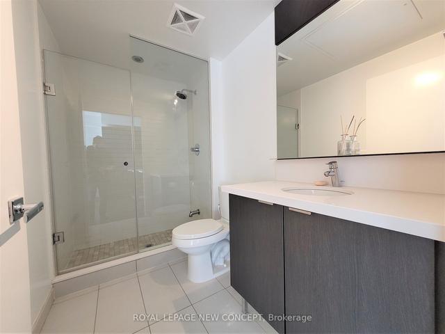 2210 - 21 Widmer St, Condo with 1 bedrooms, 1 bathrooms and 1 parking in Toronto ON | Image 3