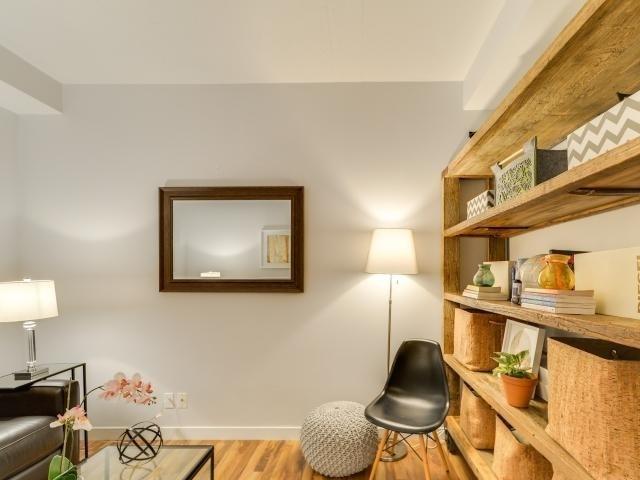 901 - 1 Shaw St, Condo with 1 bedrooms, 1 bathrooms and 1 parking in Toronto ON | Image 7