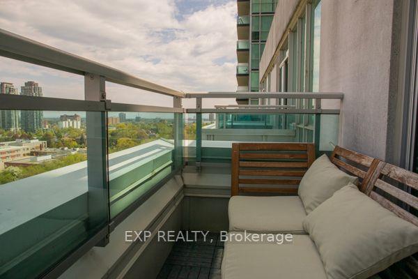 903 - 220 Burnhamthorpe Rd W, Condo with 1 bedrooms, 2 bathrooms and 1 parking in Mississauga ON | Image 9